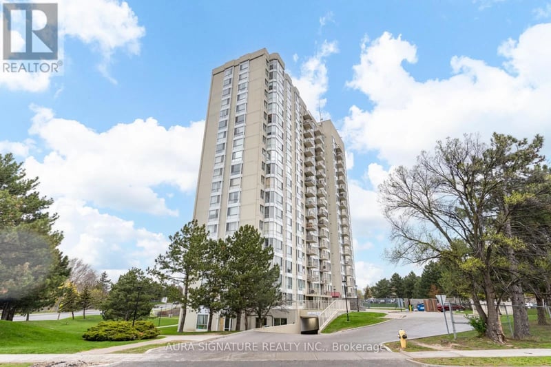 #401 3077 Weston Road, Toronto (Humberlea-Pelmo Park), Ontario, M9M3A1, Toronto (Humberlea-Pelmo Park), Ontario — photo 1 of 5