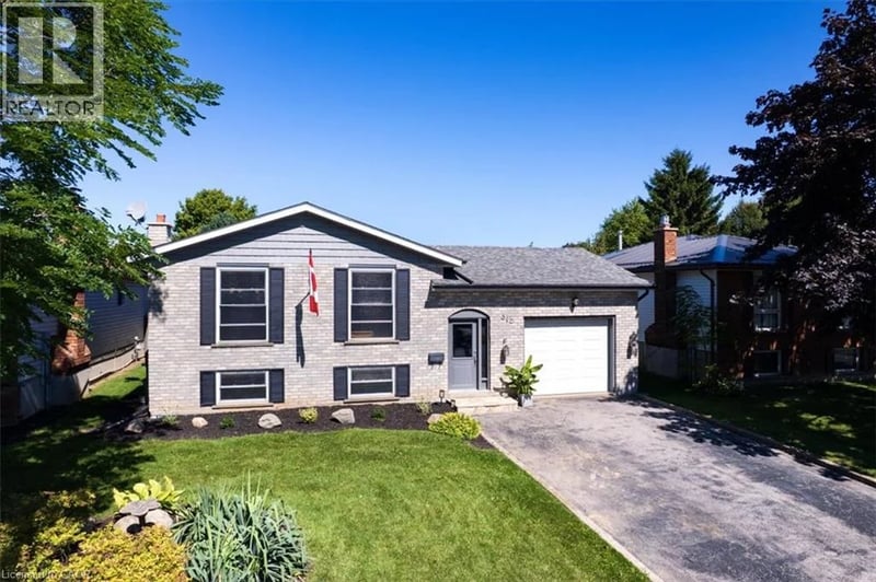310 DOVER Avenue, Port Dover, Ontario, N0A1N4, Port Dover, Ontario — photo 1 of 5