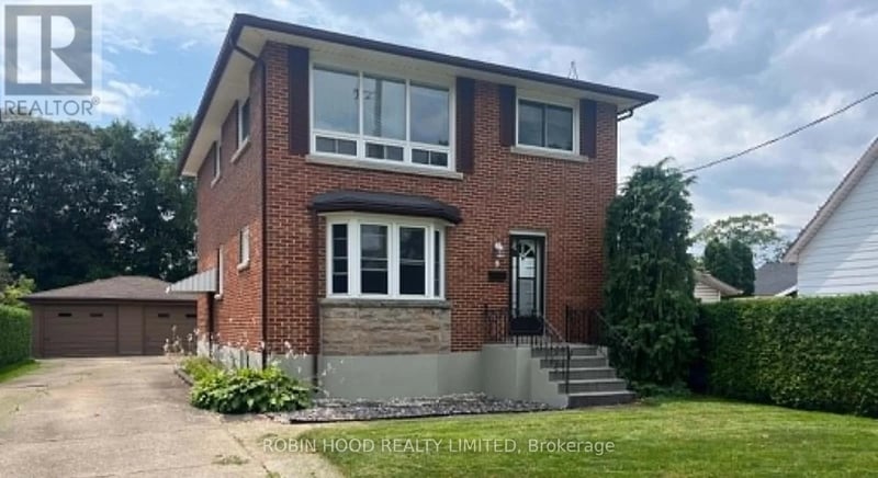 #1 6 Kingsway Crescent, St Catharines, Ontario, L2N1A6, St Catharines, Ontario — photo 1 of 5