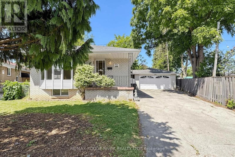 38 Lombardy Crescent, Toronto (Kennedy Park), Ontario, M1K4N8, Toronto (Kennedy Park), Ontario — photo 1 of 5