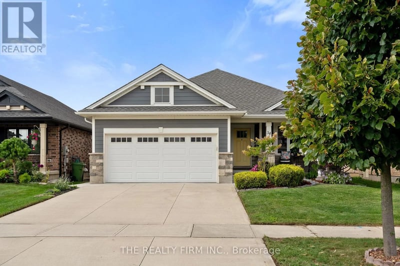 34 Ashberry Place, St. Thomas, Ontario, N5R0H9, St. Thomas, Ontario — photo 1 of 5