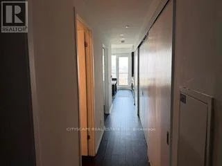 #3510 197 Yonge Street, Toronto (Church-Yonge Corridor), Ontario, M5B0C1, Toronto (Church-Yonge Corridor), Ontario — photo 1 of 5
