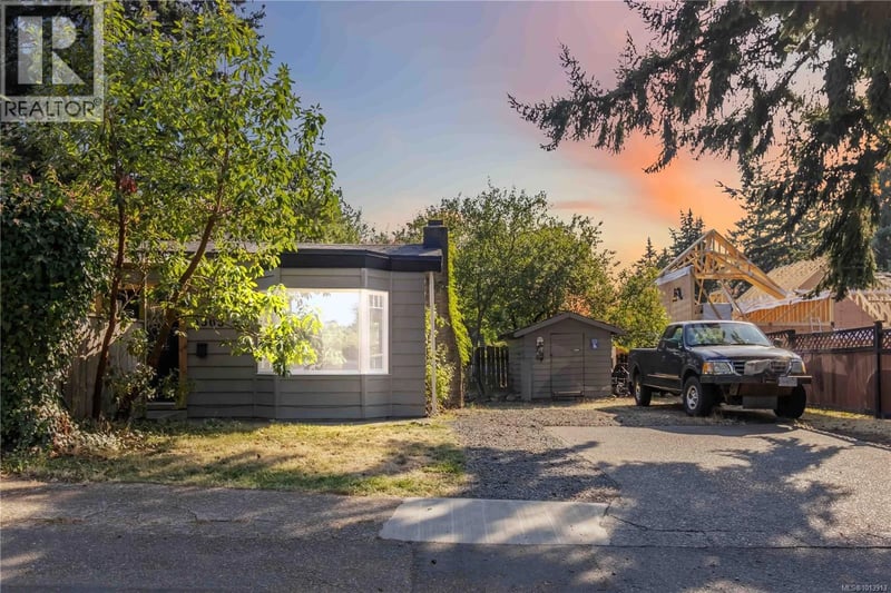 #A 3365 Painter Road, Colwood, British Columbia, V9C2J3, Colwood, British Columbia — photo 1 of 5