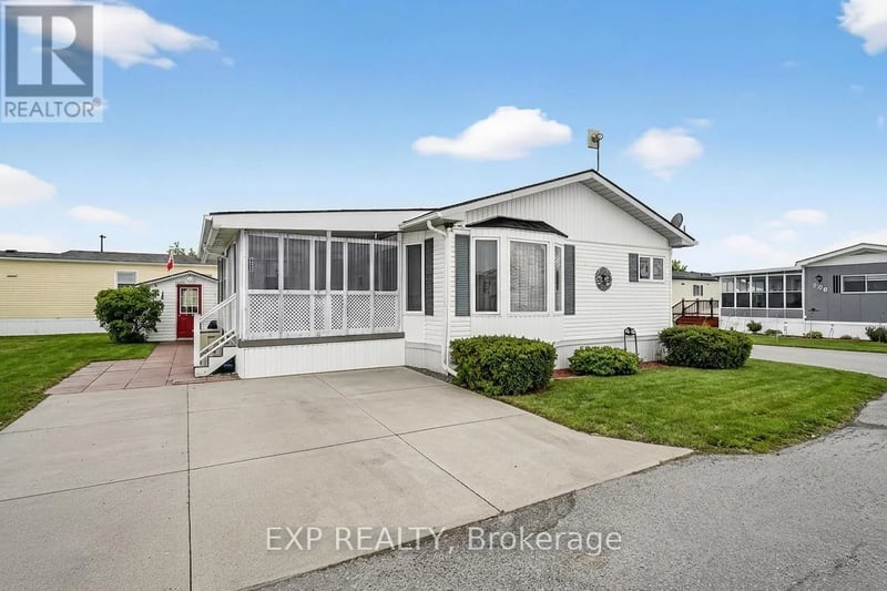 #308 3033 Townline Road, Fort Erie (Black Creek), Ontario, L0S1S1, Fort Erie (Black Creek), Ontario — photo 1 of 5
