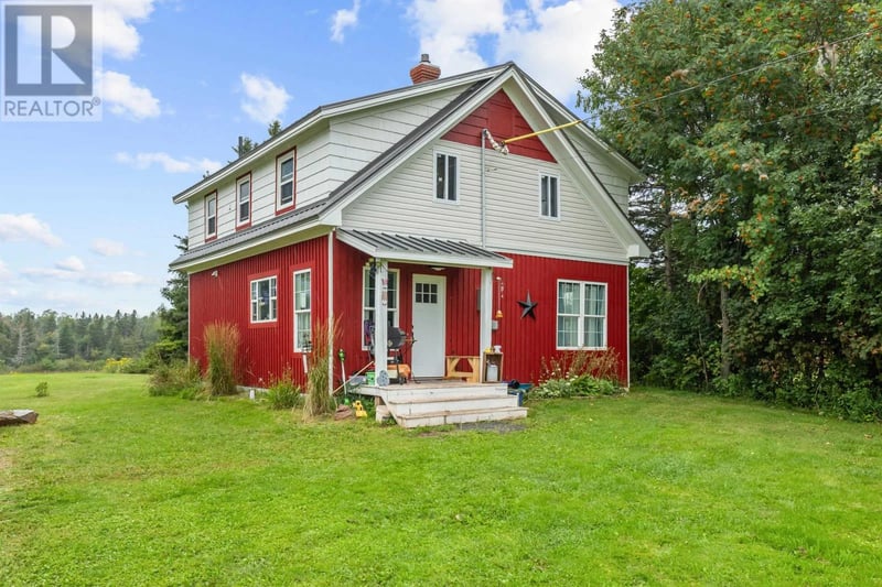 38365 Western Road, Bloomfield Corner, Prince Edward Island, C0B1E0, Bloomfield Corner, Prince Edward Island — photo 1 of 5