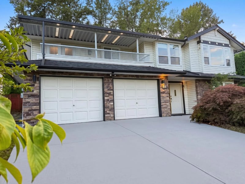 11411 WELLINGTON Crescent, Surrey, British Columbia, V3R9H1, Surrey, British Columbia — photo 1 of 5