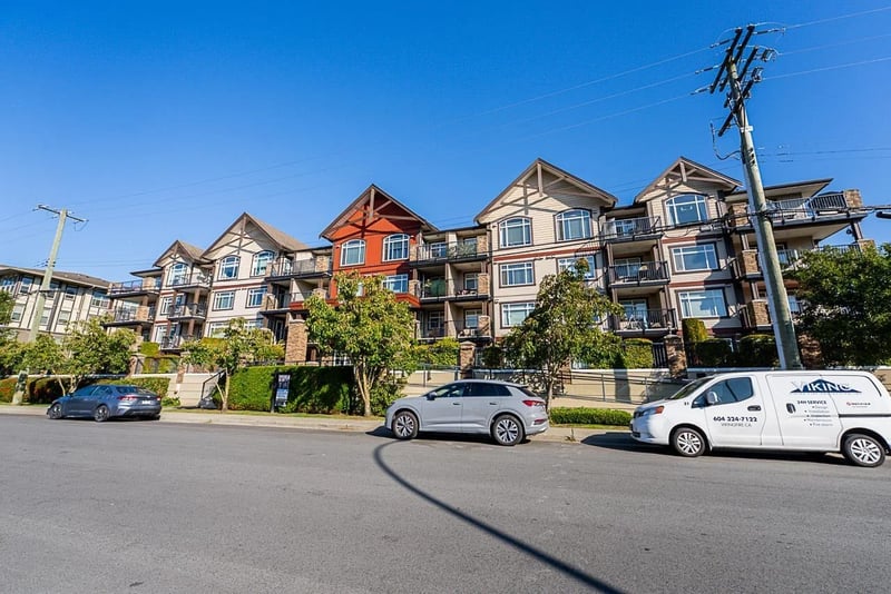 #407 19939 55A Avenue, Langley, British Columbia, V3A3X4, Langley, British Columbia — photo 1 of 5