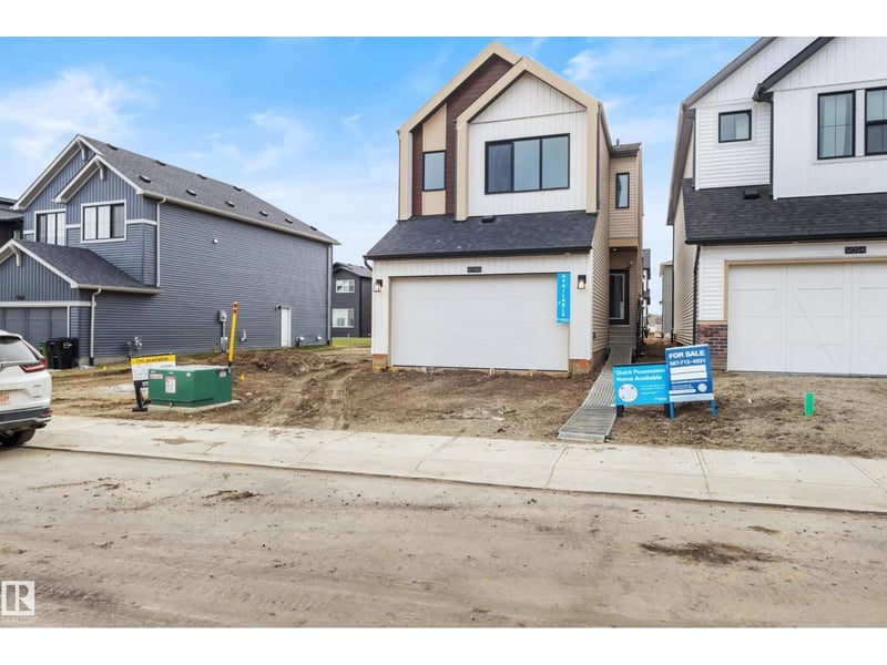 9096 ELVES LO NW, Edmonton, Alberta, T6M3G4, Edmonton, Alberta — photo 1 of 5