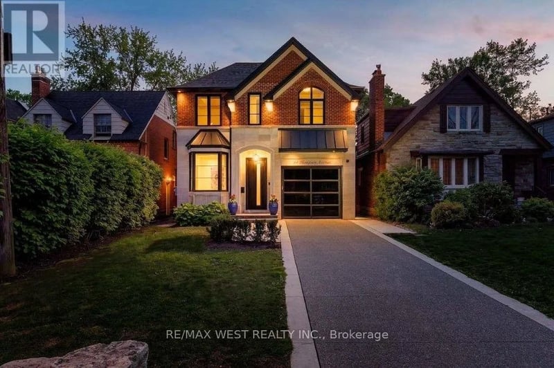 64 Thompson Avenue, Toronto (Stonegate-Queensway), Ontario, M8Z3T4, Toronto (Stonegate-Queensway), Ontario — photo 1 of 5