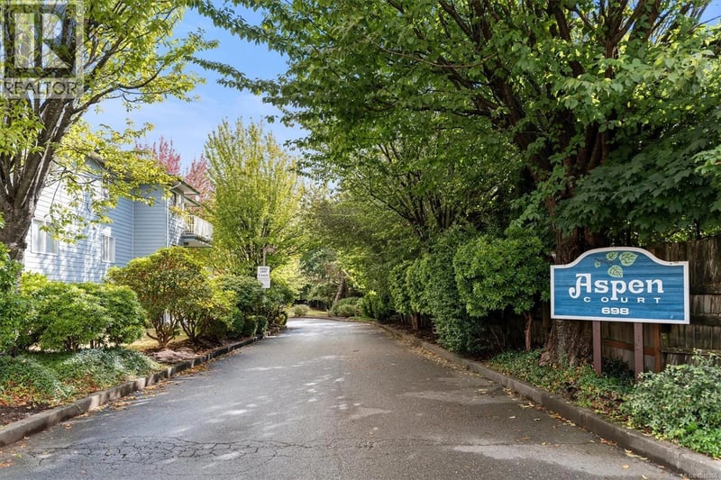 #109C 698 ASPEN Road, Comox, British Columbia, V3S3S9, Comox, British Columbia — photo 1 of 5