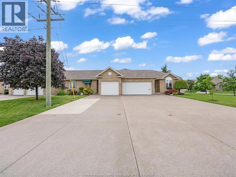 74 GOSFIELD TOWNLINE West, Essex, Ontario, N8M1Y7, Essex, Ontario — photo 1 of 5