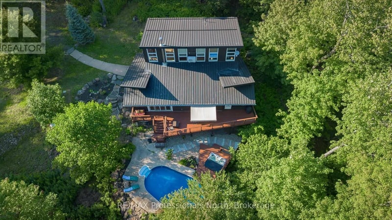 1756 Brunel Road, Huntsville (Brunel), Ontario, P1H2J3, Huntsville (Brunel), Ontario — photo 1 of 5