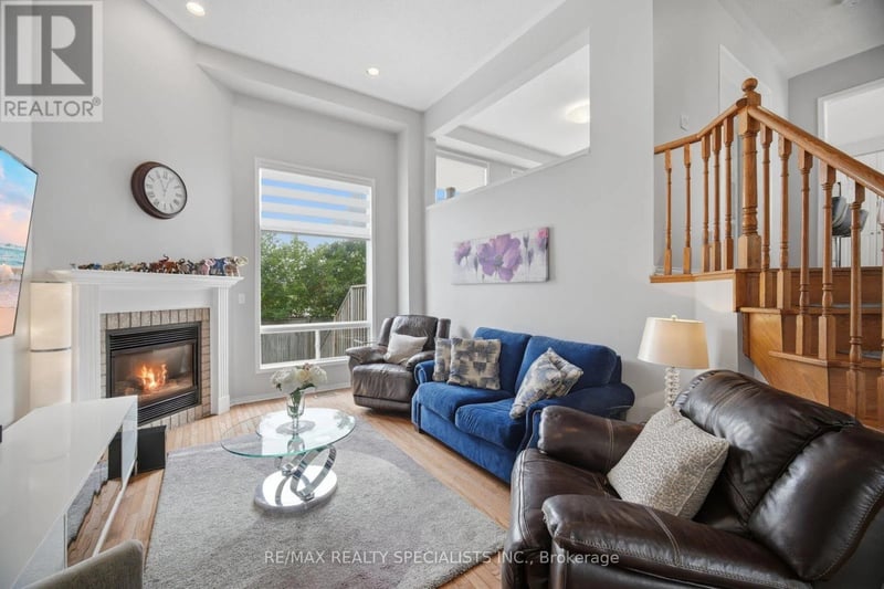 #15 5535 Glen Erin Drive, Mississauga (Central Erin Mills), Ontario, L5M6H1, Mississauga (Central Erin Mills), Ontario — photo 1 of 5