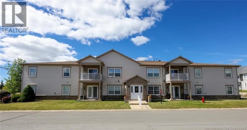 44 Brown Boulevard Unit# 2B, Fredericton, New Brunswick, E3A0L8, Fredericton, New Brunswick — photo 1 of 5