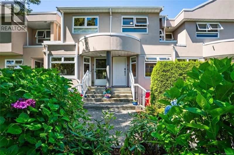 #17 478 Culduthel Road, Saanich, British Columbia, V8Z1G1, Saanich, British Columbia — photo 1 of 5