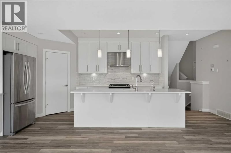 2416 30 Street Southwest, Calgary, Alberta, T2E2M1, Calgary, Alberta — photo 1 of 5
