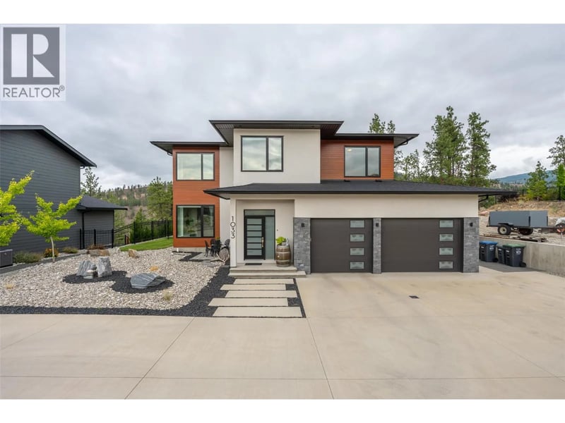 1033 Antler Drive, Penticton, British Columbia, V2A0C8, Penticton, British Columbia — photo 1 of 5
