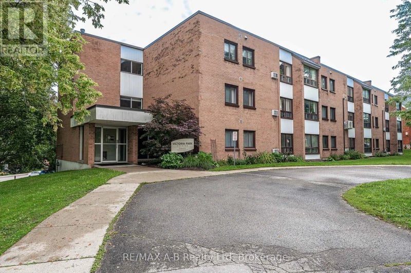 #104 97 Huron Street, Stratford, Ontario, N5A5S7, Stratford, Ontario — photo 1 of 5