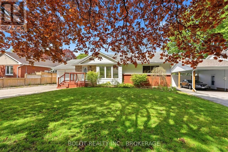 23 Woodelm Drive, St. Catharines (Carlton/Bunting), Ontario, L2M4N5, St. Catharines (Carlton/Bunting), Ontario — photo 1 of 5