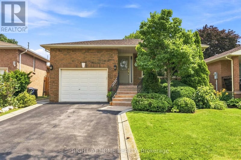 39 Dante Court, Vaughan (East Woodbridge), Ontario, L4L7V5, Vaughan (East Woodbridge), Ontario — photo 1 of 5