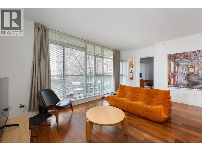 #303 988 RICHARDS Street, Vancouver, British Columbia, V6B8R2, Vancouver, British Columbia — photo 1 of 5
