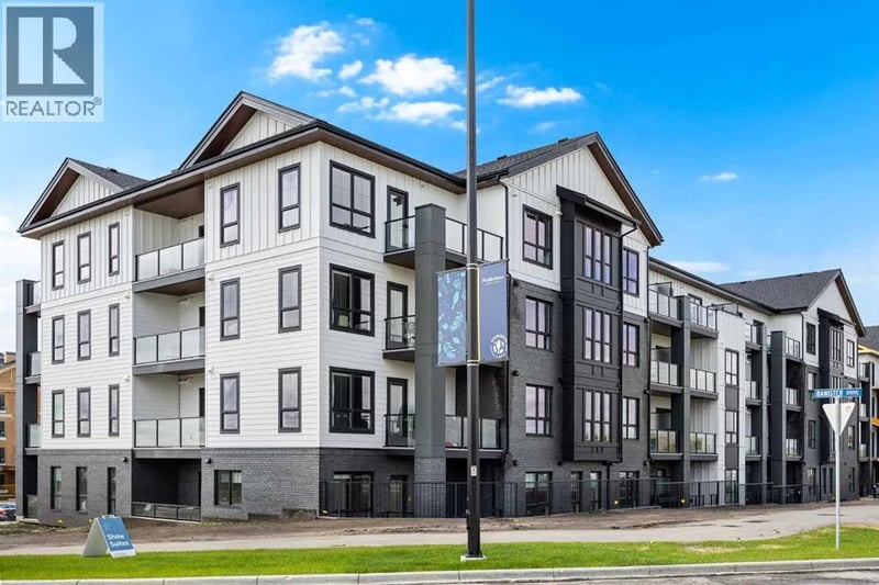 100 Banister Drive, Okotoks, Alberta, T1S5R1, Okotoks, Alberta — photo 1 of 5