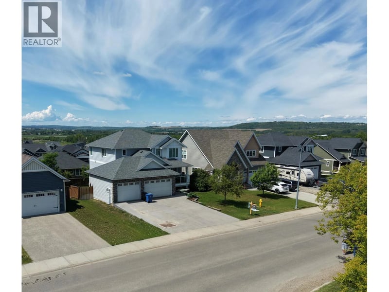 10604 108 Street, Fort St. John, British Columbia, V1J0J3, Fort St. John, British Columbia — photo 1 of 5
