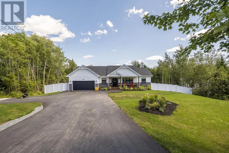 32 Cyan Court, Middle Sackville, Nova Scotia, B4A0R8, Middle Sackville, Nova Scotia — photo 1 of 5