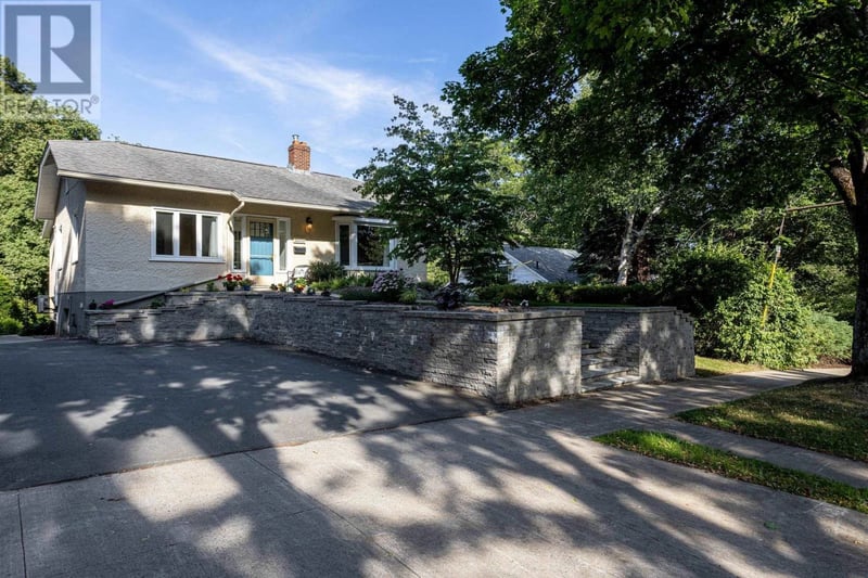 1079 Bellevue Avenue, Halifax, Nova Scotia, B3H3M2, Halifax, Nova Scotia — photo 1 of 5