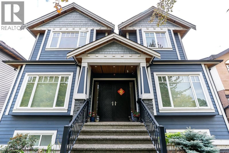 3032 16TH Avenue, Vancouver, British Columbia, V5M2M5, Vancouver, British Columbia — photo 1 of 5