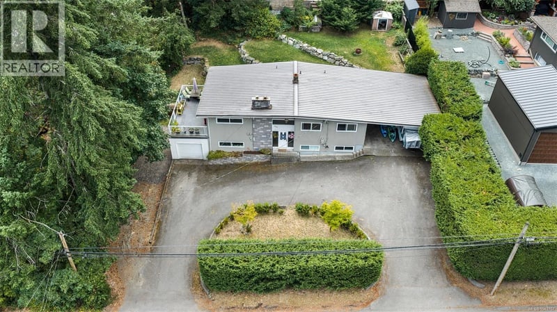 1080 Maple Bay Road, Duncan, British Columbia, V9L5X1, Duncan, British Columbia — photo 1 of 5
