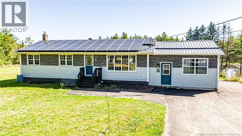 711 Main Street, Chipman, New Brunswick, E4A2R6, Chipman, New Brunswick — photo 1 of 5