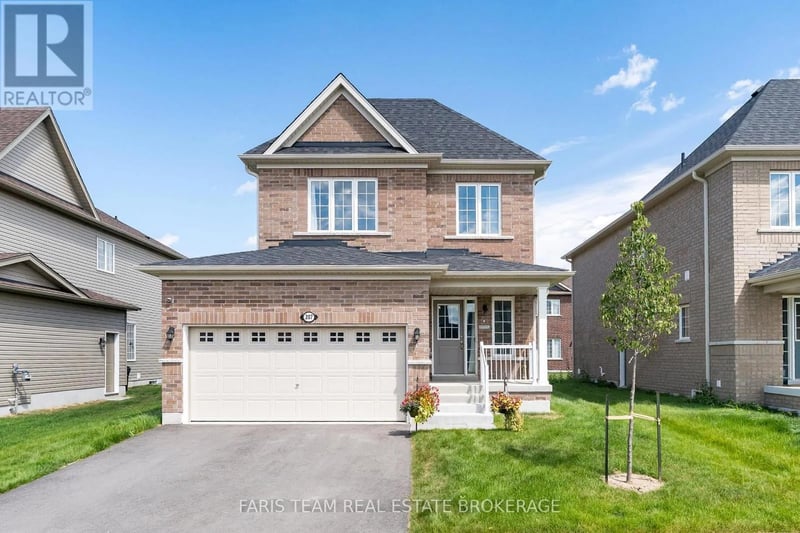 207 Cubitt Street, Clearview (Stayner), Ontario, L0M1S0, Clearview (Stayner), Ontario — photo 1 of 5