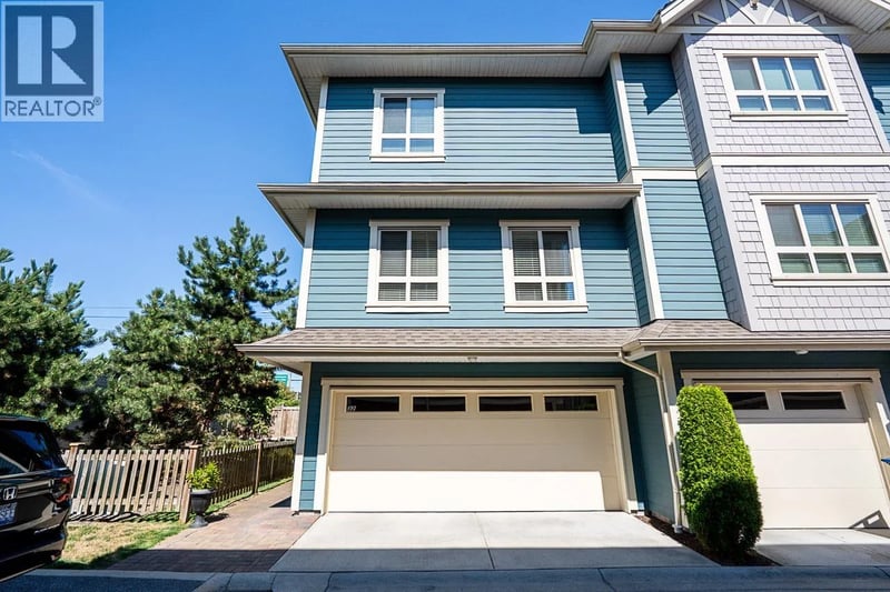 #32 843 EWEN Avenue, New Westminster, British Columbia, V3M0K6, New Westminster, British Columbia — photo 1 of 5