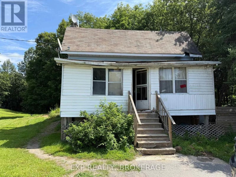 14544 Road 38 Road, Central Frontenac, Ontario, K0H2P0, Central Frontenac, Ontario — photo 1 of 5