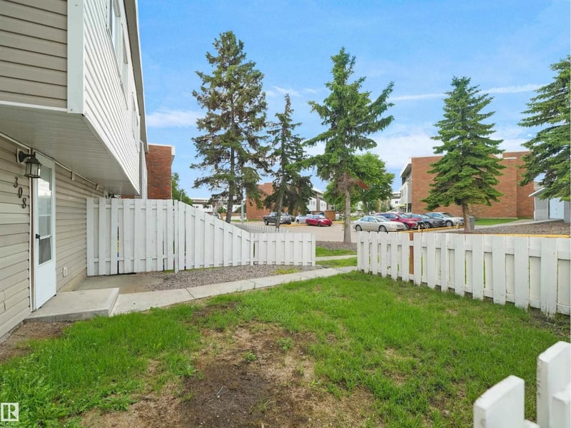 #308 2908 116A AV NW, Edmonton, Alberta, T5W4R7, Edmonton, Alberta — photo 1 of 5