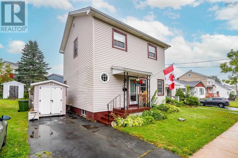 3206 Micmac Street, Halifax, Nova Scotia, B3L3W4, Halifax, Nova Scotia — photo 1 of 5