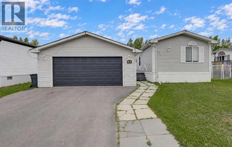 364 Scott Lane, Rural Grande Prairie No. 1, County of, Alberta, T8W5K5, Rural Grande Prairie No. 1, County of, Alberta — photo 1 of 5