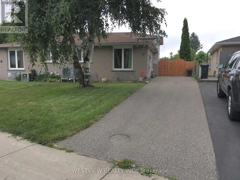19 Coxworth Crescent, Toronto (Malvern), Ontario, M1B1E2, Toronto (Malvern), Ontario — photo 1 of 5