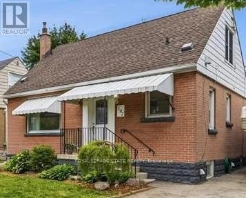 197 East 12th Street, Hamilton (Inch Park), Ontario, L9A3X5, Hamilton (Inch Park), Ontario — photo 1 of 5