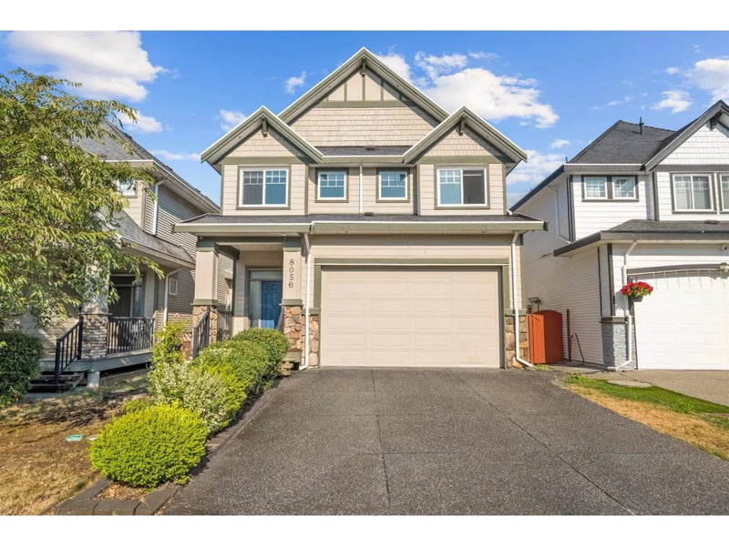 8056 211B Street, Langley, British Columbia, V2Y0K3, Langley, British Columbia — photo 1 of 5
