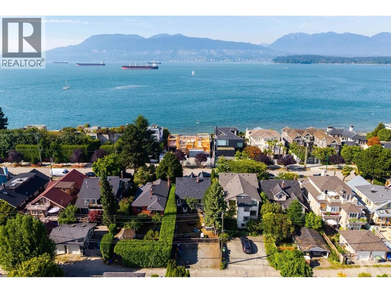 3026 POINT GREY Road, Vancouver, British Columbia, V6K1B1, Vancouver, British Columbia — photo 1 of 5
