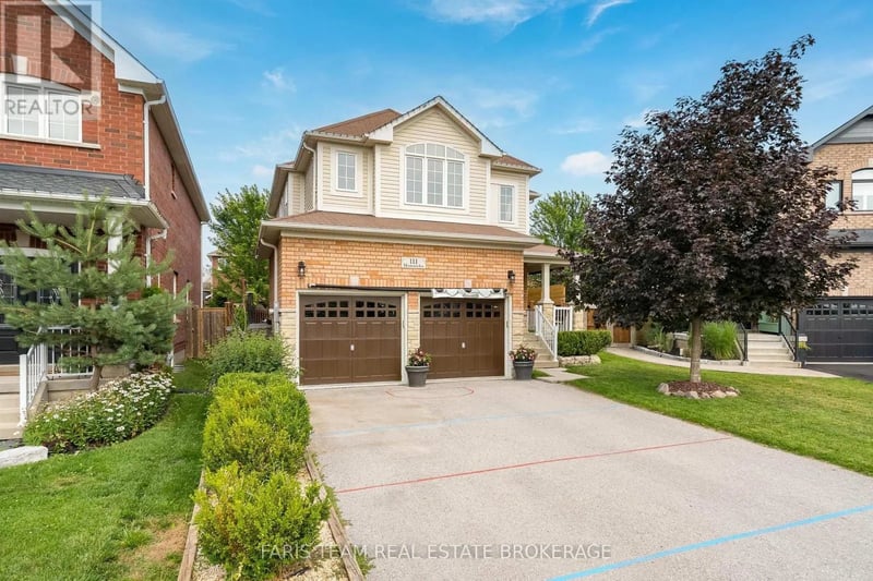 111 Monarchy Street, Barrie (Innis-Shore), Ontario, L4M0E3, Barrie (Innis-Shore), Ontario — photo 1 of 5