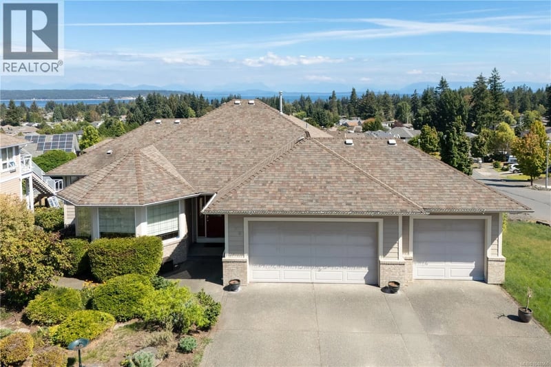 600 Mariner Drive, Campbell River, British Columbia, V9H1V9, Campbell River, British Columbia — photo 1 of 5