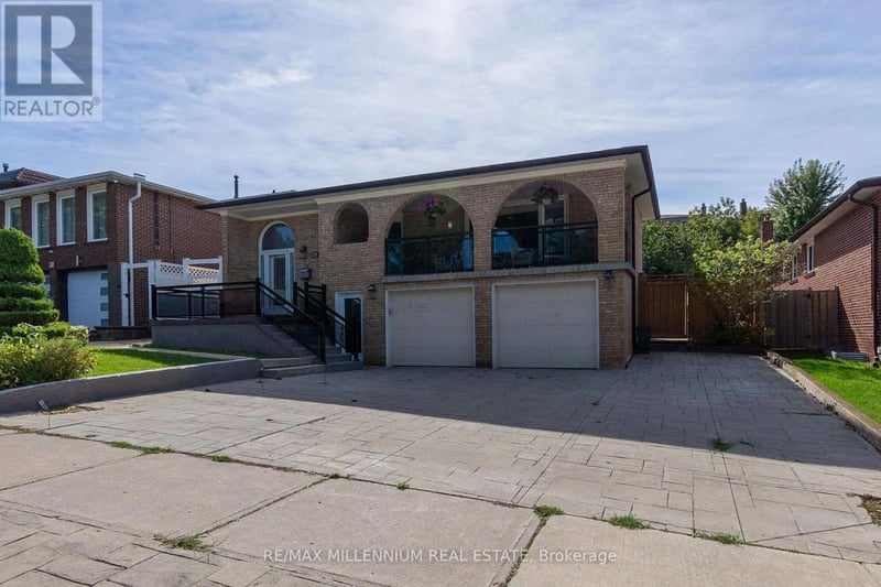 #Lower 99 Willis Road, Vaughan (East Woodbridge), Ontario, L4L2S4, Vaughan (East Woodbridge), Ontario — photo 1 of 5