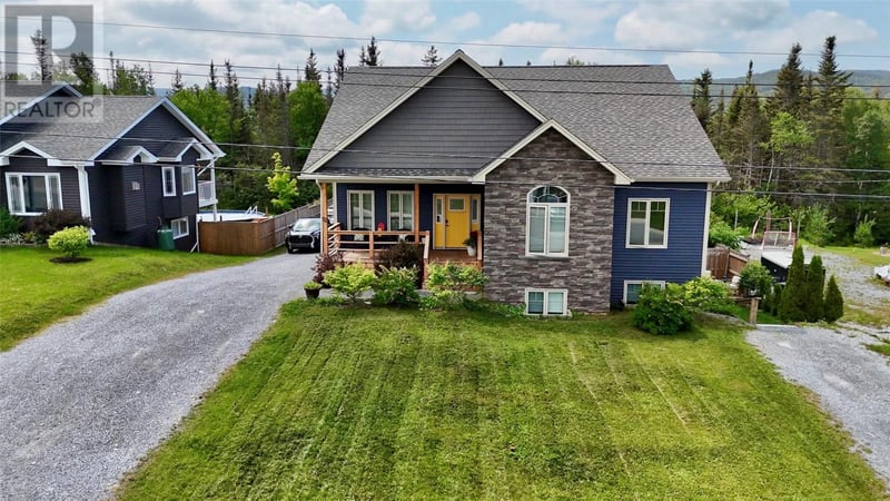 52 Foote Street, Pasadena, Newfoundland & Labrador, A0L1K0, Pasadena, Newfoundland & Labrador — photo 1 of 5
