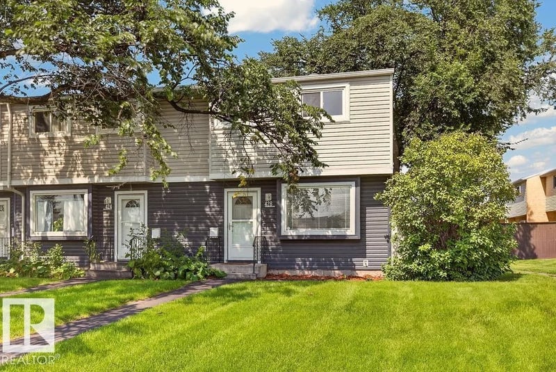 428 HERMITAGE RD NW, Edmonton, Alberta, T5A3K9, Edmonton, Alberta — photo 1 of 5