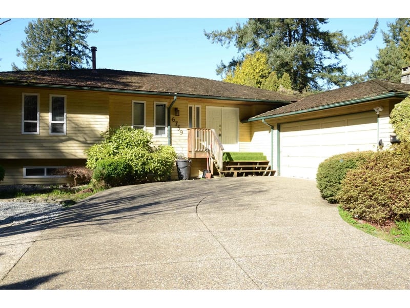 6759 CARNCROSS Crescent, Delta, British Columbia, V4E1L6, Delta, British Columbia — photo 1 of 5