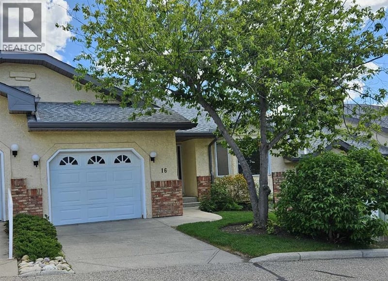 16 Edenwold Green Northwest, Calgary, Alberta, T3A5B8, Calgary, Alberta — photo 1 of 5