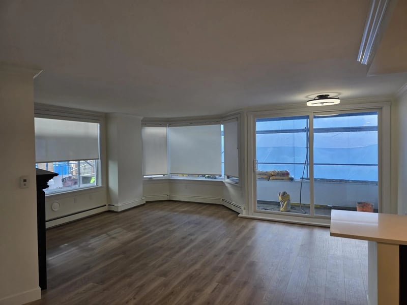 #309 15111 RUSSELL Avenue, White Rock, British Columbia, V4B2P4, White Rock, British Columbia — photo 1 of 5